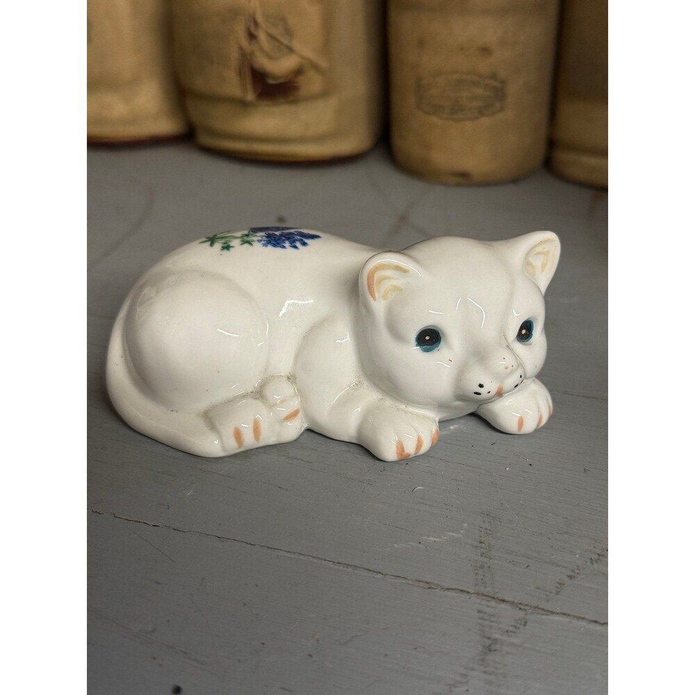 Vintage White Ceramic Kitten Figurine Blue Floral Accent Cat Feline bluebonnet